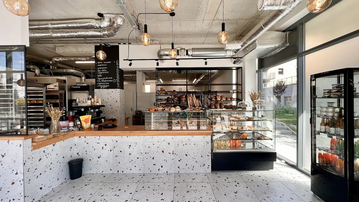 Oz Bakery – bakery in Ponders End, London